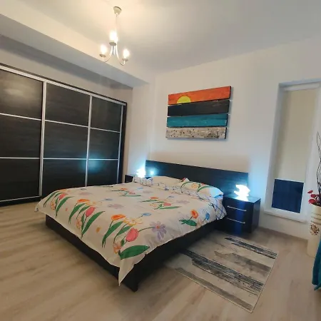 Amira Apartment *